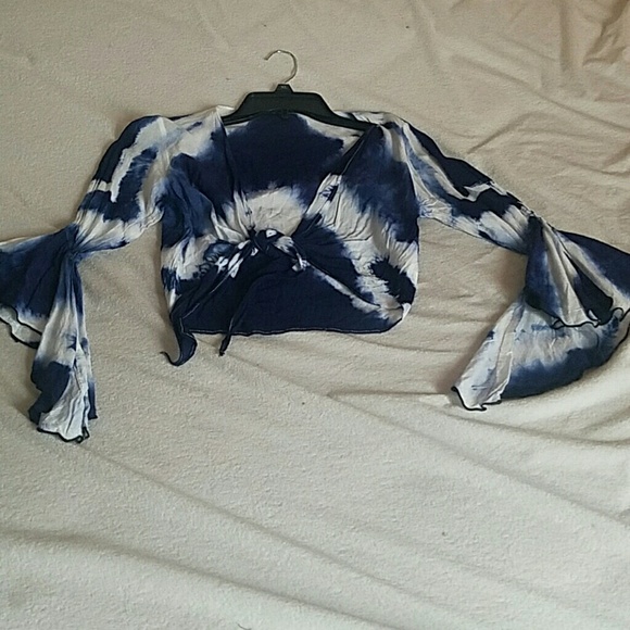 Crop top - Picture 2 of 2